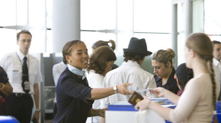 Air France annule 25% des moyens-courriers jeudi Air France annule 25% des moyens-courriers jeudi