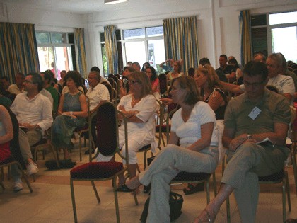 Manor/CEDIV : mariage de raison en vue Manor/CEDIV : mariage de raison en vue