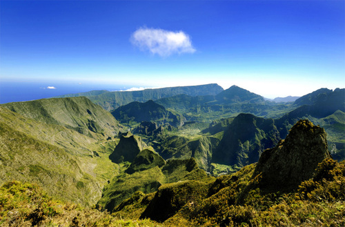 Le tourisme réunionnais vise les 600 000 visiteurs et 3,5% du PIB de l’île en 2015 /photo STUDIOLUMIERE DR