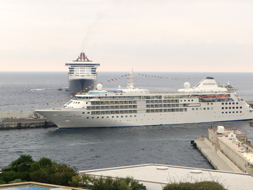 Création du Monaco Cruise Bureau Création du Monaco Cruise Bureau