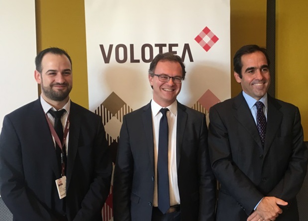 Dimitri Sindres, responsable du développement international Volotea, Julien Boullay, directeur commercial et marketing de l’Aéroport Marseille Provence et Carlos Muñoz, fondateur et PDG de Volotea - DR : Volotea Dimitri Sindres, responsable du développement international Volotea, Julien Boullay, directeur commercial et marketing de l’Aéroport Marseille Provence et Carlos Muñoz, fondateur et PDG de Volotea - DR : Volotea