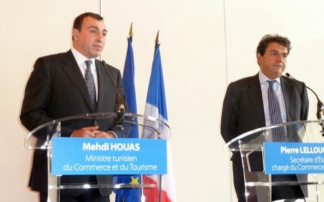 En matière de tourisme Mehdi Houas a rappelé son souhait de mettre en place un tourisme plus diversifié afin de sortir d'un tourisme exclusivement balnéaire qui se traduit par des chiffres en stagnation. En matière de tourisme Mehdi Houas a rappelé son souhait de mettre en place un tourisme plus diversifié afin de sortir d'un tourisme exclusivement balnéaire qui se traduit par des chiffres en stagnation.