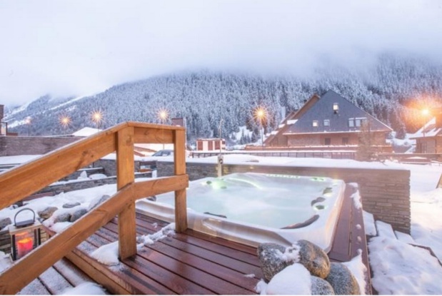 L'hôtel premium Himalaia Baqueira**** ouvrira ses portes le 30 novembre 2018 dans le Val d’Aran et abrite 141 chambres et duplex pouvant accueillir de 2 à 5 personnes - DR : Pierre & Vacances