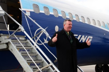 Michael Cawley et son 737-800 spécialement affrété pour l'occasion... Michael Cawley et son 737-800 spécialement affrété pour l'occasion...