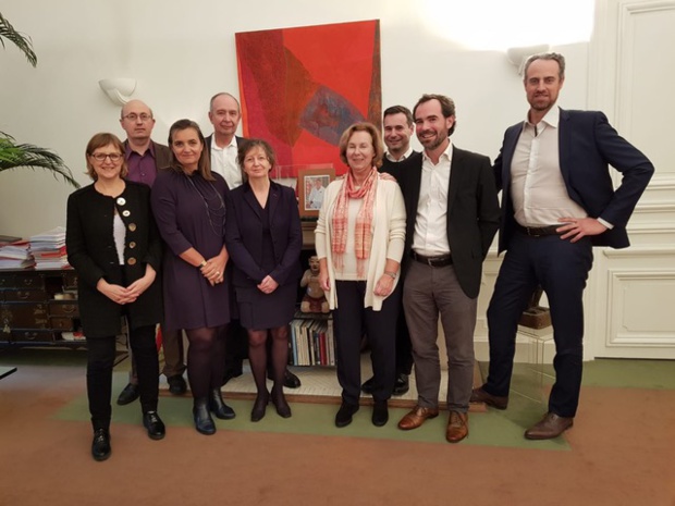 GUillaume Linton (dte) et son Conseil d'administration. /crédit photo ASIA GUillaume Linton (dte) et son Conseil d'administration. /crédit photo ASIA