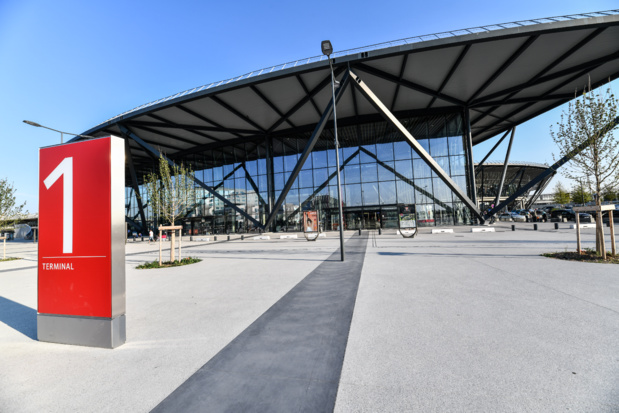 Le nouveau terminal 1 de Saint-Exupéry permet théoriquement à l'aéroport de recevoir 15 millions de passagers annuels ©EricSoudan