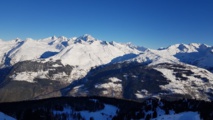 Les clients du Belvédère bénéficient d'une vue à 180 ° sur la vallée de la Tarentaise et le Mont Blanc