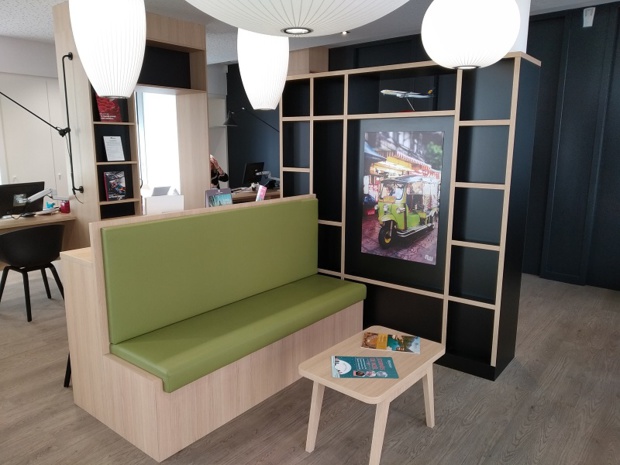 La première agence aux couleurs du nouveau concept est située dans le siège social, mais avec un accès dédié - DR : Richou Voyages La première agence aux couleurs du nouveau concept est située dans le siège social, mais avec un accès dédié - DR : Richou Voyages