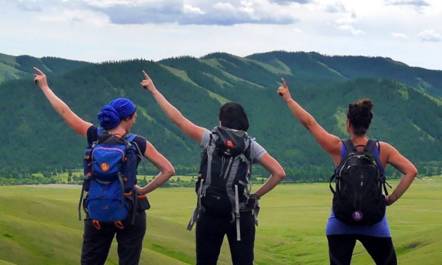 Amoureux de la randonnée et du voyage, Terres d'Aventure recrute sur de postes liés à la vente, la production et le service client. - Terres d'Aventure