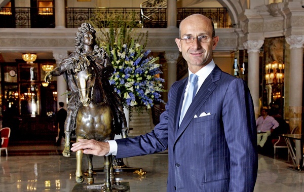 Monaco : Guy Bertaud, à la barre de l’Hôtel de Paris, ''monument'' de l’hôtellerie de la SBM Monaco : Guy Bertaud, à la barre de l’Hôtel de Paris, ''monument'' de l’hôtellerie de la SBM