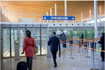 Aéroports de Paris : 9 nouveaux sas PARAFE à Paris CDG Aéroports de Paris : 9 nouveaux sas PARAFE à Paris CDG