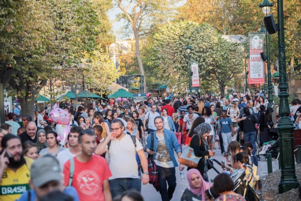 Le Jardin annonce avoir battu plusieurs records dont celui du week-end le plus visité avec 60.000 entrées les 20 et 21 octobre 2018]b à l’occasion du Grand Matsuri organisé autour de 500 artistes japonais dans le cadre de « Japonismes » - Photo Facebook Jardin d'Acclimatation