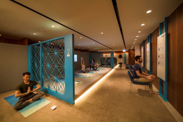 Cathay Pacific ouvre un espace dédié au yoga au Lounge The Pier Business Class à Hong Kong - DR Cathay Pacific ouvre un espace dédié au yoga au Lounge The Pier Business Class à Hong Kong - DR