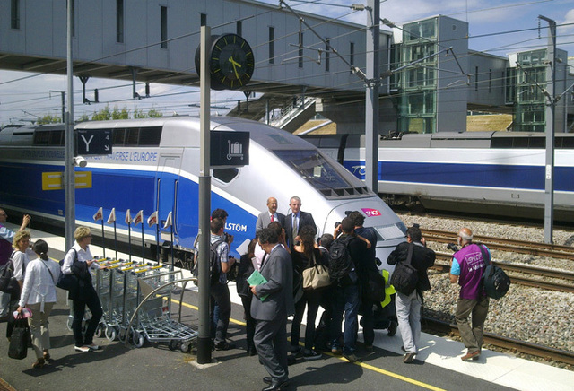 Livré le 30 mai 2011 par Alstom, le TGV 3e génération sera mis en circulation sur la ligne à grande vitesse Rhin-Rhône - DR : SNCF