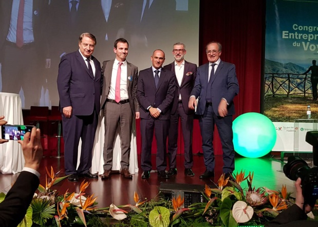 Jean-Pierre Mas, entouré de Mumtaz Teker, Jean-Pierre Pinheiro (OT du Portugal) et les représentants portugais du tourisme à Madère - DR