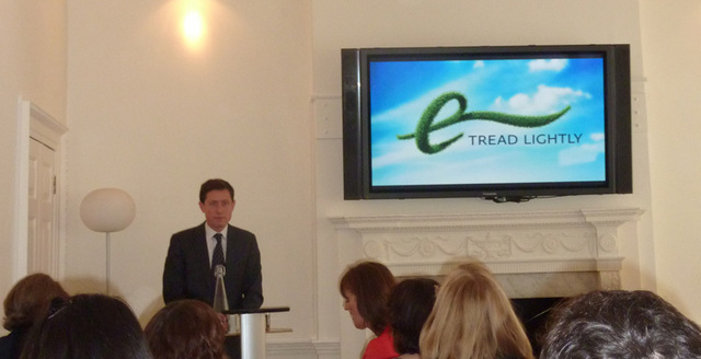 Nicolas Petrovic, directeur général d’Eurostar, présentait un bilan d’étape encourageant des actions initiées dans le cadre du programme « Voyage Vert » Nicolas Petrovic, directeur général d’Eurostar, présentait un bilan d’étape encourageant des actions initiées dans le cadre du programme « Voyage Vert »