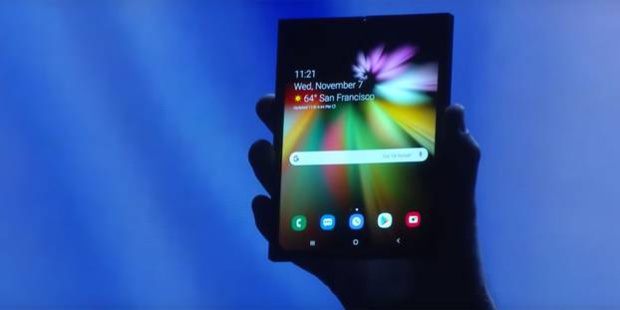Une fois déplié, le smartphone devient phablette / capture vidéo