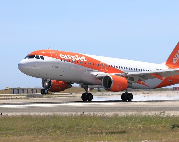 Du 29 juillet au 25 Octobre 2019 les Montpelliérains pourront s’envoler vers Paris grâce à un programme de vols reliant la capitale 4 fois par semaine - DR easyjet Du 29 juillet au 25 Octobre 2019 les Montpelliérains pourront s’envoler vers Paris grâce à un programme de vols reliant la capitale 4 fois par semaine - DR easyjet