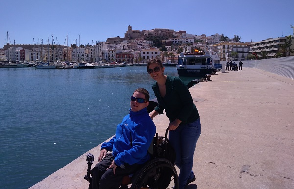 Handi'Tour Guide cherche financement et des agences de voyages - Crédit photo : Marie Fournier Handi'Tour Guide cherche financement et des agences de voyages - Crédit photo : Marie Fournier