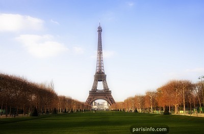 A Paris, il faut compter 303,99 euros pour 1 nuit dans un hôtel 4 étoiles, 1 pizza, 1 boisson et 1 course en taxi, selon Trip Advisor  - DR : Jacques Lebar