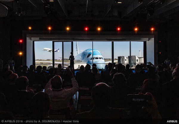 ANA reçoit son premier A380 avec une livrée en hommage à Hawaï - Crédit photo : Airbus