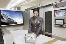 Les 12 Suites sont disponibles sur les 6 A380 d'Asiana Airlines (au départ d'Europe, depuis Francfort) Les 12 Suites sont disponibles sur les 6 A380 d'Asiana Airlines (au départ d'Europe, depuis Francfort)