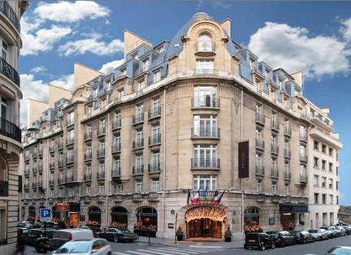 La capitale confirme notamment son pouvoir d'attraction touristique avec les dernières transactions immobilières, comme le Sofitel Arc de Triomphe vendu pour 69 millions d'euros. La capitale confirme notamment son pouvoir d'attraction touristique avec les dernières transactions immobilières, comme le Sofitel Arc de Triomphe vendu pour 69 millions d'euros.