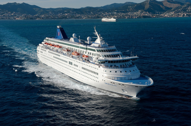 D'après certains professionnels, Louis Cruises licencierait à tour de bras son personnel en Grèce et à Chypre. En France, il assure laisser trois ou quatre représentants commerciaux à Paris et dans le sud - DR : Louis Cruises D'après certains professionnels, Louis Cruises licencierait à tour de bras son personnel en Grèce et à Chypre. En France, il assure laisser trois ou quatre représentants commerciaux à Paris et dans le sud - DR : Louis Cruises