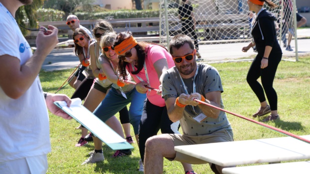Le très sportif 'tir à la corde' © LM Le très sportif 'tir à la corde' © LM