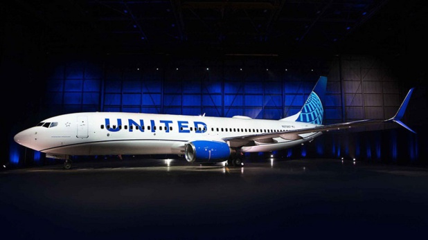 La compagnie se sépare de la couleur or, mais conserve le globe terrestre de son logo sur l'empennage de l'avion - DR : United Airlines