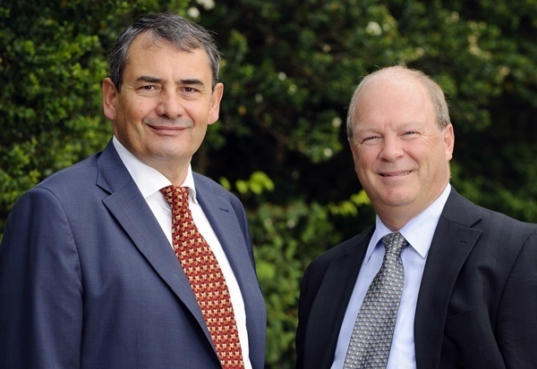 Alain Leveillé, le vice président exploitation d’Accovia (dte) et Patrick Bleu, le vice président de la zone EMEA /photo dr Alain Leveillé, le vice président exploitation d’Accovia (dte) et Patrick Bleu, le vice président de la zone EMEA /photo dr