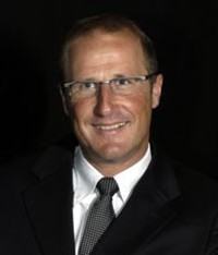 Olivier de Nicola, Président du Directoire de Thomas Cook Olivier de Nicola, Président du Directoire de Thomas Cook