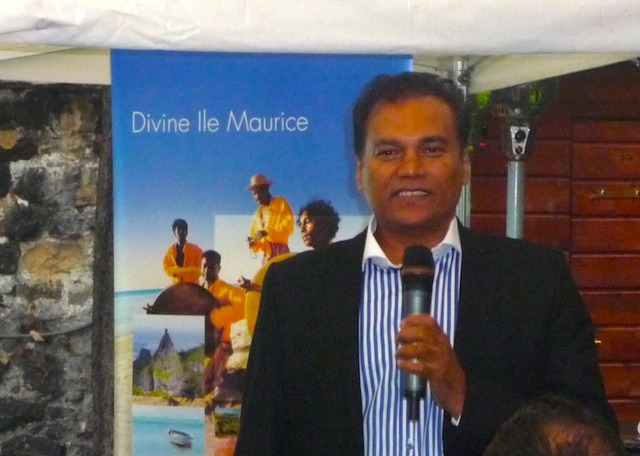 Karl Mootoosamy, directeur de MTPA de l’île Maurice s’est ainsi rendu à Paris mardi 18 octobre 2011, pour échanger avec une trentaine de professionnels sur les actions à entreprendre en France. Karl Mootoosamy, directeur de MTPA de l’île Maurice s’est ainsi rendu à Paris mardi 18 octobre 2011, pour échanger avec une trentaine de professionnels sur les actions à entreprendre en France.