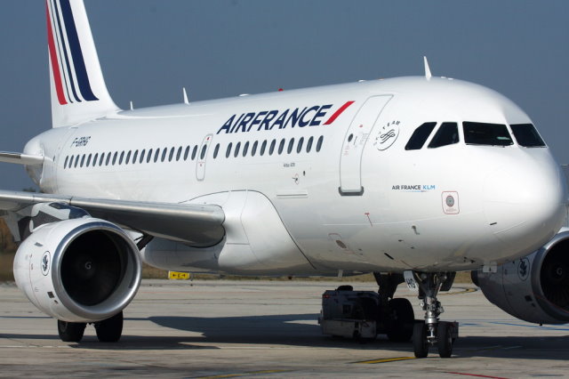 Les syndicats d'hôtesses et de stewards d'Air France maintiennent leur préavis de grève du 29 octobre au 2 novembre prochain. Photo DR Air France Les syndicats d'hôtesses et de stewards d'Air France maintiennent leur préavis de grève du 29 octobre au 2 novembre prochain. Photo DR Air France