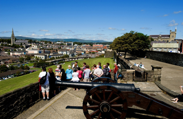 L'Irlande du Nord profite du succès de la série Game of Thrones, véritable outil de promotion de la destination. En 2018, l'île a accueilli 549 000 visiteurs français - DR : OT Tourisme Irlandais