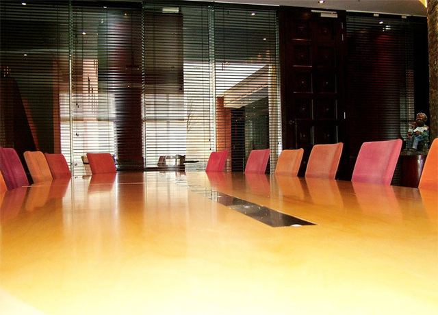 les pertes sont importantes pour l’exercice qui s’est terminé au 30 avril 2011. Cela dit, depuis deux mois, Avexia renoue avec une croissance à deux chiffres - ce qui est nettement au dessus du marché.  Photo DR Photo-libre.fr les pertes sont importantes pour l’exercice qui s’est terminé au 30 avril 2011. Cela dit, depuis deux mois, Avexia renoue avec une croissance à deux chiffres - ce qui est nettement au dessus du marché.  Photo DR Photo-libre.fr