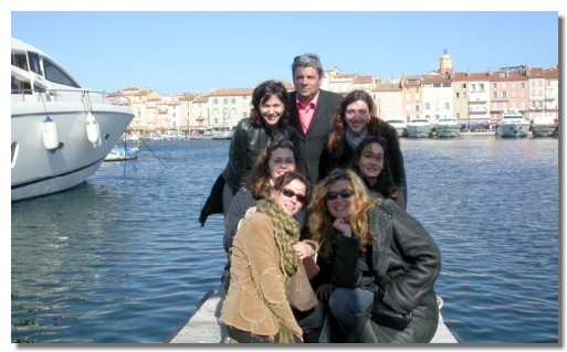 L'équipe de choc et de charme d'Alpilles Voyages L'équipe de choc et de charme d'Alpilles Voyages