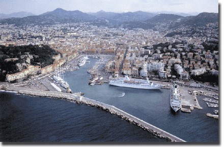 La Côte d’Azur perd son trafic croisière en tête de lignes