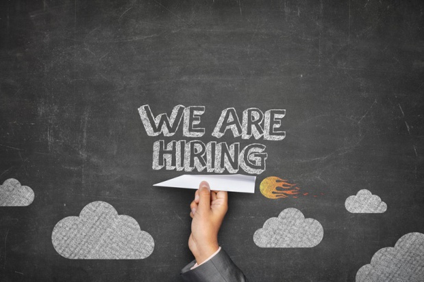 Les offres d'emploi pour des commerciaux groupes expérimentés se multiplient ces dernières années. Avis aux intéressés ! - Depositphotos Les offres d'emploi pour des commerciaux groupes expérimentés se multiplient ces dernières années. Avis aux intéressés ! - Depositphotos
