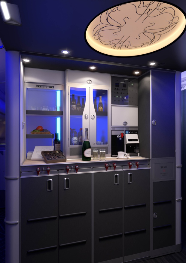 Le bar belge, en self-service © Brussels Airlines Le bar belge, en self-service © Brussels Airlines