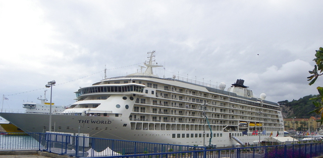 Port de Nice : les cars ferries pour la Corse feront moins de bruit dès 2013