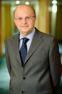 Jean-Paul Betbéze (Crédit Agricole) : « Le système Euro va évidemment durer » Jean-Paul Betbéze (Crédit Agricole) : « Le système Euro va évidemment durer »