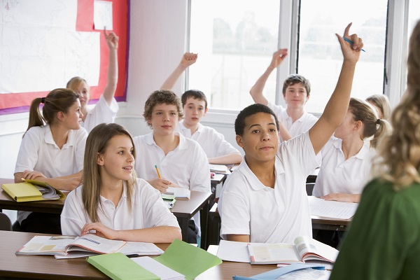 Report brevet des collèges : "les TO sont assiégés" selon René-Marc Chikli (SETO) - Crédit photo : Depositphotos @monkeybusiness