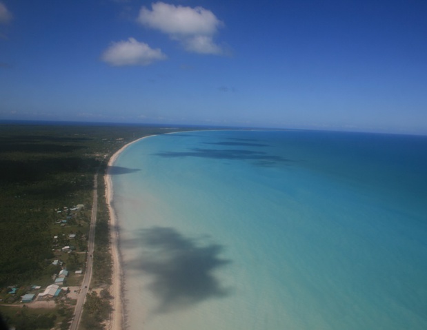 Ouvéa vue du ciel - DR : Wikimedia Commons, Piard Clément