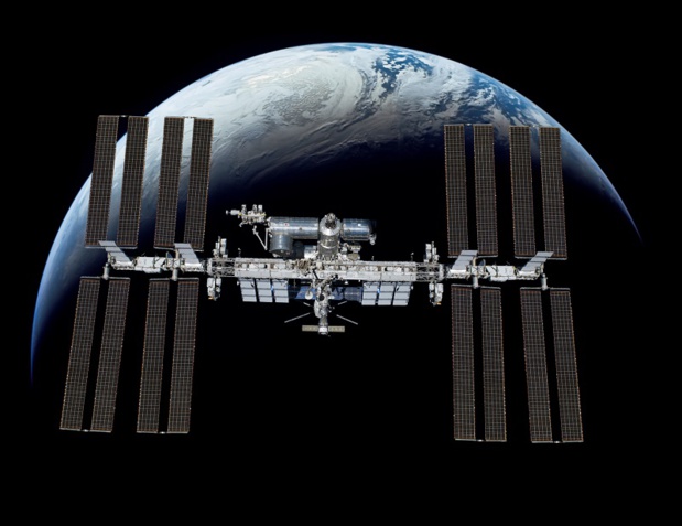 A l'heure où de nombreuses voix s'élèvent sur le sujet, que ce soit sur le transport aérien, la croisière et plus largement sur l'impact du tourisme... est-ce bien raisonnable d'avoir des rêves de conquête spatiale touristique ? - DR : Depositphotos.com cookelma