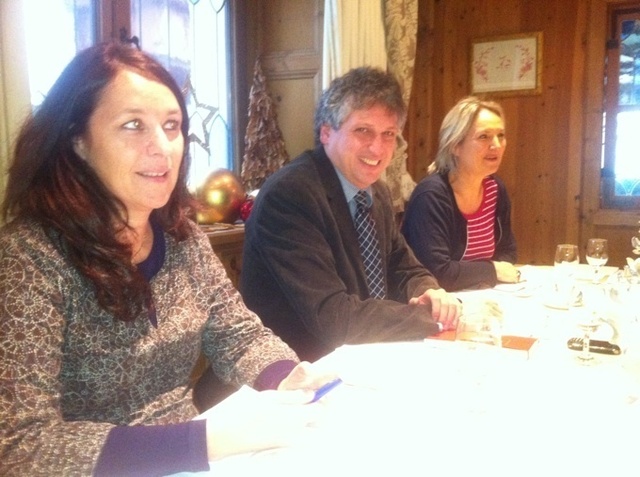 Pascale Gaston, Helmut Gschwentner et Martine Grasser, dans un petit salon de l'hôtel Schwarzbrunn, le berceau familiale de Travel Europe - Photo DR