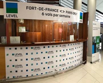 Nouveau comptoir de vente Level à l'aéroport de Fort-de-France - DR