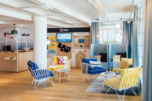 Couleurs, mobilier, espaces thématisés… La réception n’est plus un simple lieu de passage, elle fait désormais partie intégrante du séjour - DR : P&V Couleurs, mobilier, espaces thématisés… La réception n’est plus un simple lieu de passage, elle fait désormais partie intégrante du séjour - DR : P&V