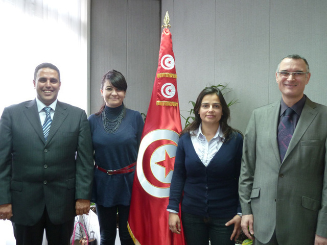 Représentation du tourisme tunisien en France avec, de g. à d. Maher Klilbi, le nouveau directeur régional du bureau de Lyon, Amel Hachani, directrice de l'ONTT pour la France, Amel Zarrouk, nouvelle directrice adjointe à Paris et Adel Ben Khelil, directeur de la publicité à Paris.