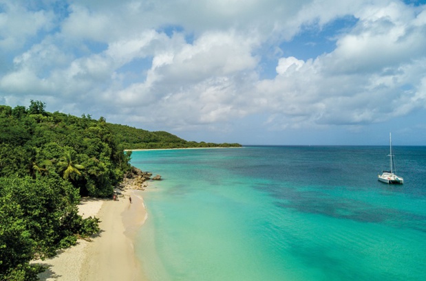 En 2019, Exotismes lance deux autotours en Guadeloupe. ici, la plage Vieux fort à Marie-Galante. - DR Guillaume Aricique En 2019, Exotismes lance deux autotours en Guadeloupe. ici, la plage Vieux fort à Marie-Galante. - DR Guillaume Aricique